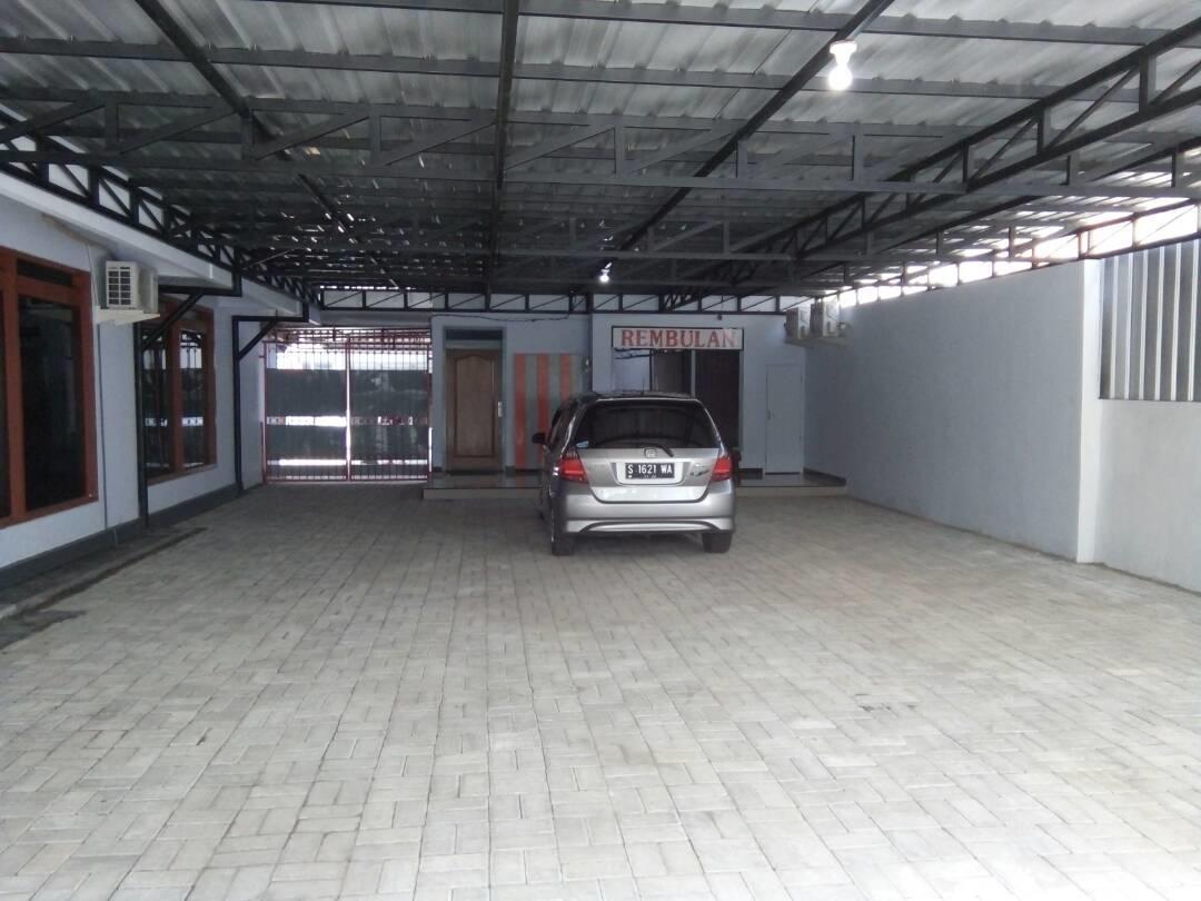 Rembulan Guest House Jombang Exterior photo